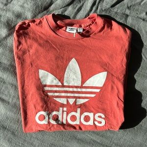 Adidas T-shirt